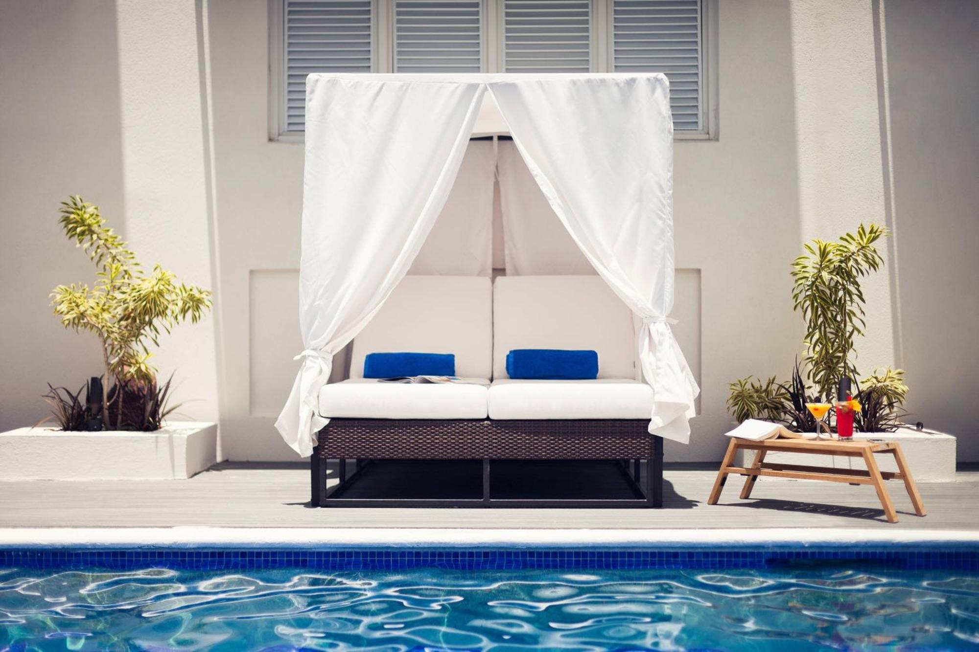 Waves Resort & Spa, Barbados, An Autograph Collection All-Inclusive Resort Saint James Kültér fotó