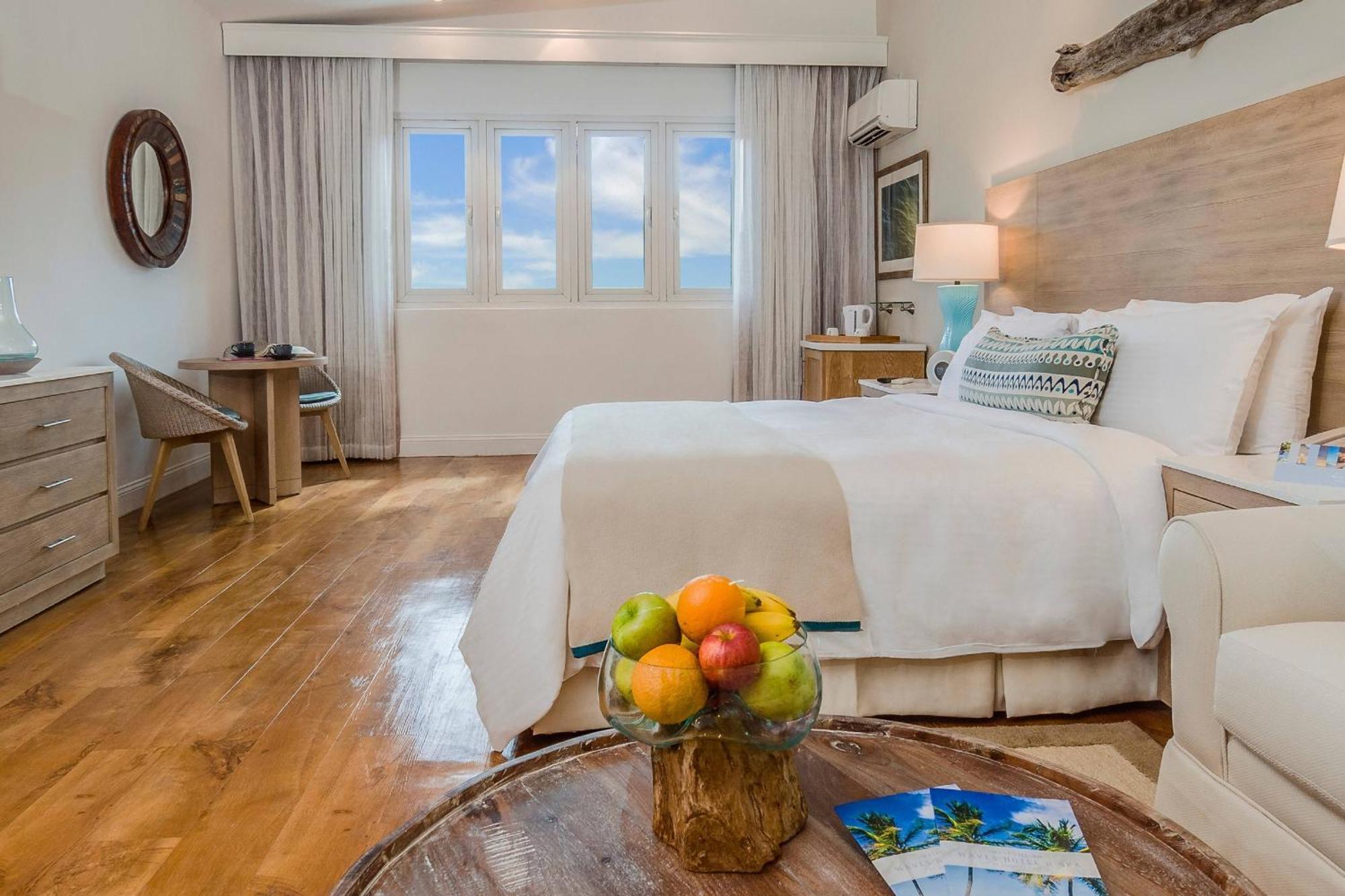 Waves Resort & Spa, Barbados, An Autograph Collection All-Inclusive Resort Saint James Kültér fotó