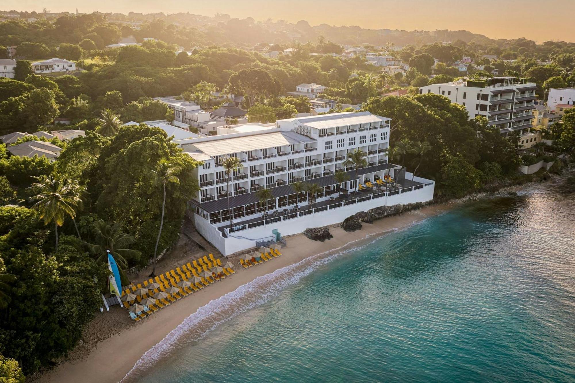 Waves Resort & Spa, Barbados, An Autograph Collection All-Inclusive Resort Saint James Kültér fotó