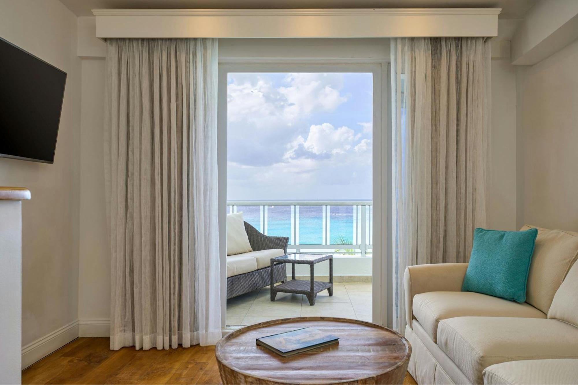Waves Resort & Spa, Barbados, An Autograph Collection All-Inclusive Resort Saint James Kültér fotó